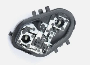 NEW GENUINE SEAT LEON 13-16 OUTER TAIL LIGHT BULB CARRIER RIGHT O/S 5F0945258 - Picture 1 of 2