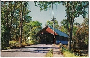 COVERED BRIDGE over PASSUMPSIC RIVER  Truss Construction Vermont Postcard VT - Picture 1 of 2