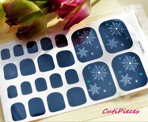 Calcomanía autoadhesiva esmalte de uñas envolvente dedos de Navidad negro blanco copo de nieve T039 - Imagen 1 de 1