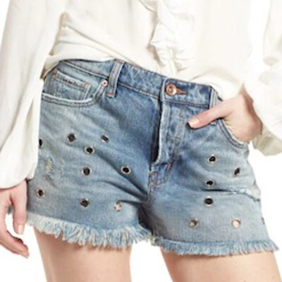 Shorts jeans Band of Gypsies detalhe ilhó azul 24   - Imagem 1 de 4