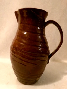 HANDCRAFTED DRIP-GLAZED ART POTTERY PITCHER - SWIRLED RIBBING - 2 QT. - SIGNED - Picture 1 of 8