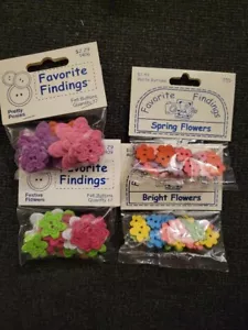 Favorite Findings Buttons. Mixed Lot. 4 Packages. - Picture 1 of 1