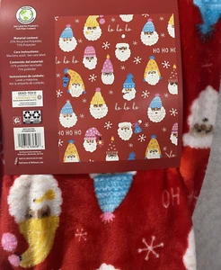 Minky Velvet Plush Throw Gnome Christmas Blanket Holiday Time 50"x60" Red - Picture 1 of 6