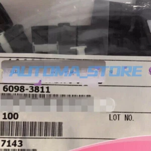 NUEVO 100 PIEZAS 6098-3811 conector de carcasa de plástico #AM - Imagen 1 de 2