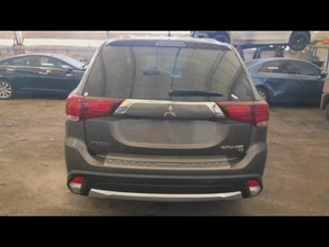 Passenger Side View Mirror With Turn Signal Painted Fits 16-20 OUTLANDER 6571477 - Picture 1 of 12