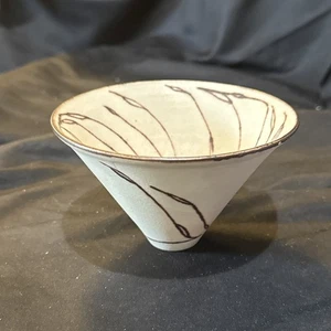 Sheila Fournier British Studio Pottery 1974 Small 2 3/4x5 In Bowl - Picture 1 of 11