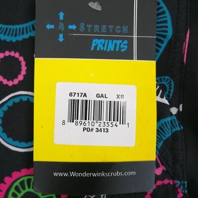 WonderWink Women's Scrub Top 6017-HWH Bravo Home Sweet Home - Image 1 of 4