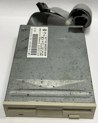 💻 Vintage IBM FLOPPY DRIVE DF334H012A  3.5 INCH 1.44MB ALPS ELECTRIC CO.+ Cable - Image 1 of 4