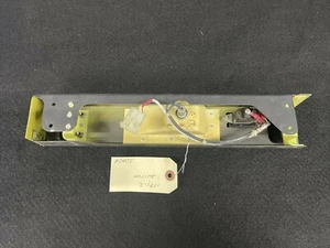 Beechcraft 1TP1-2 Switch Assembly - Picture 1 of 3