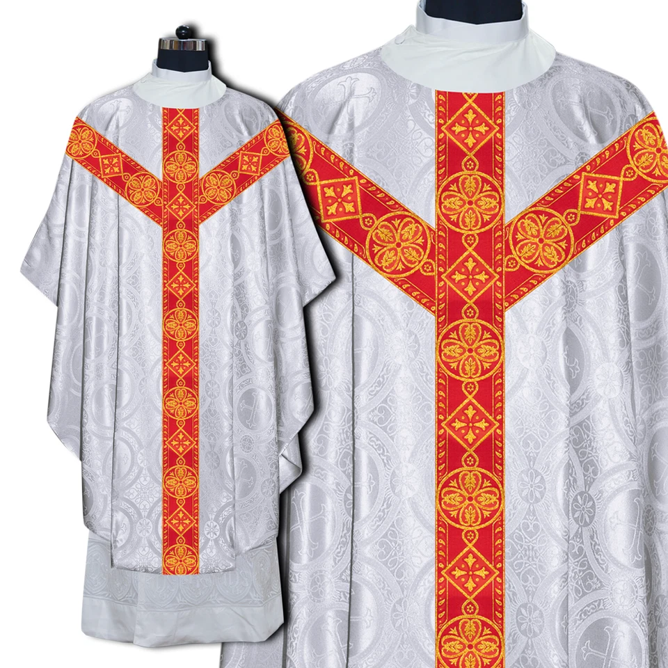 Casulla gótica tradicional con trenzas tejidas ornamentadas y estola a juego Foto 1 de 1