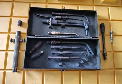 De colección Prest-O-Lite Prestolite 5 en 1 Antorcha Conjunto Kit Conjunto 14 Piezas Total LEER Foto 1 de 4