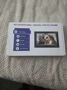 DIGITAL FHOTO FRAME NEW IN BOX MP3 , VIDEO PLAYER , SD , USB PHOT SLIDE SHOW - Picture 1 of 8