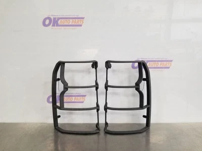 15 2015 Land Rover LR4 尾灯刷 — 第 1/4 张图片