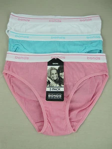Bonds Girls 3 Pack Bikini Brief Underwear sizes 6 8 Colour Pink White Blue - Picture 1 of 3