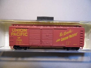 N - Model Power 3710- 40' D/D Boxcar, Union Pacific 176000 Knuckle cpl - Picture 1 of 2