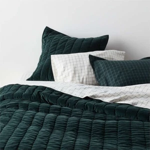 Crate & Barrel Spruce Green Velvet Quilt Full/Queen NWT - Picture 1 of 4