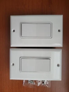 3 Eaton einpolige Ein/Aus Dekorator Wippe Schalter 15A 7501W mit 2 Platten - Bild 1 von 2