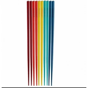 Le Creuset A 5-Color Set of Japanese-Made Guest Chopsticks Made from Bamboo - Picture 1 of 5