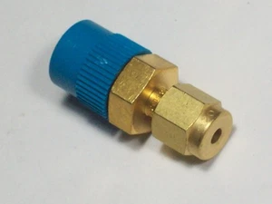 1- Swagelok Brass Connector Fitting, 1/8" OD Tube x 1/4" M NPT, B-200-1-4 - Picture 1 of 3