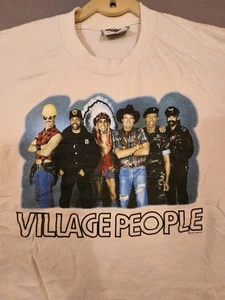 Camiseta De Colección Village People Band Tour XL 90s Camiseta Gráfica YMCA Auténtica Crema Lee - Imagen 1 de 13