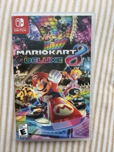 MARIO KART 8 DELUXE - NINTENDO SWITCH - GEBRAUCHT - Bild 1 von 4