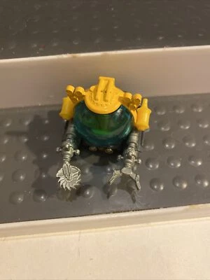 Matchbox 2017 Mattel Jurassic World Uni Amblin SUBMARINE 1:64 Scale Yellow - Image 1 of 4