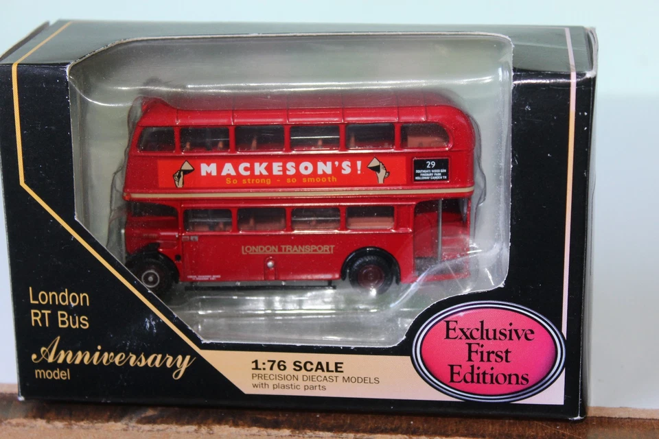 EFE 1:76 AEC RT BUS - LONDON TRANSPORT 16405 - Image 1 of 1