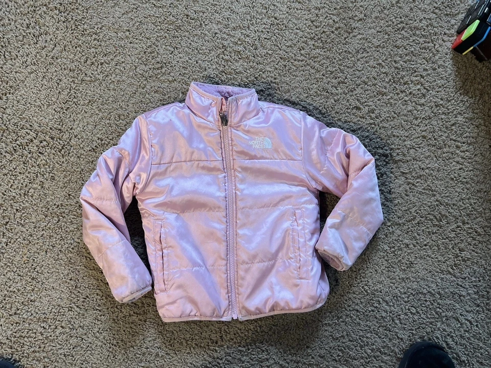 Northface Girls Pink Reversible Jacket,size 6 - Image 1 of 4