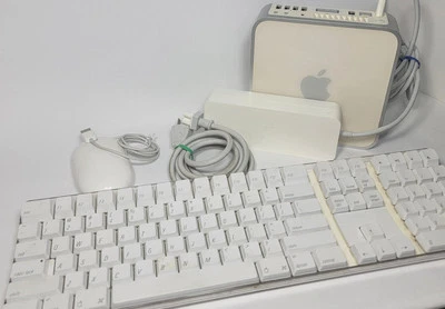 Apple Desktop Mac Mini A1176 with Wireless Keyboard A1016 & Wired Mouse A1152 - Image 1 of 4