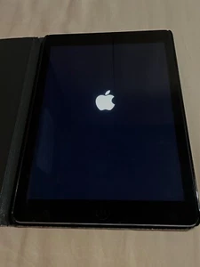 Apple iPad Air 16GB Wi-Fi + 4G – Grigio Siderale - Imagen 1 de 6