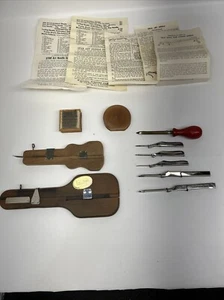 Tru Gyde Latch Hook Rug Needle Wood Tool And Accessories Lot - Picture 1 of 11