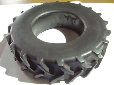 Tractor Tyre (Schlüter) 1:8, Solid Rubber Agriculture with Rim and Hub - Image 1 of 4