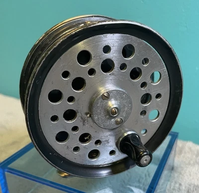 复古 Orvis JW Young Battenkill 飞钓卷轴 英国制造 3.5 英寸直径 5.7 盎司 — 第 1/4 张图片