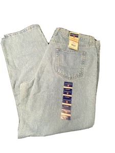 Saddlebred Men’s Jeans 42x32 Classic LT Blue Denim Cotton NWT New - Picture 1 of 12