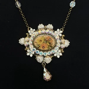 Necklace Michal NEGRIN Crystals flower white flowres and roses Made in Israel - Picture 1 of 8