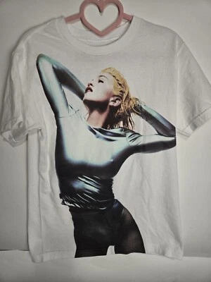 Camiseta Madonna Celebration Tour Sin Remordimientos Estampado Frontal Completo Talla Pequeño Niño Juguete Foto 1 de 4