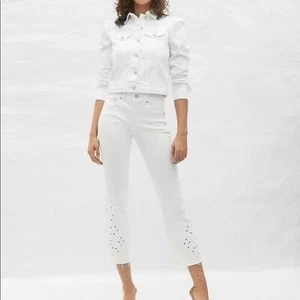 Express Cropped Flare High Rise Sz 10 White Embroidered Eyelet Cutout Jeans NWoT - Picture 1 of 6