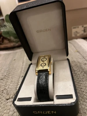 RELOJ HOMBRE de cuarzo ART DECO Nos GRUEN QUADRON CURVADO 2 esferas Foto 1 de 4