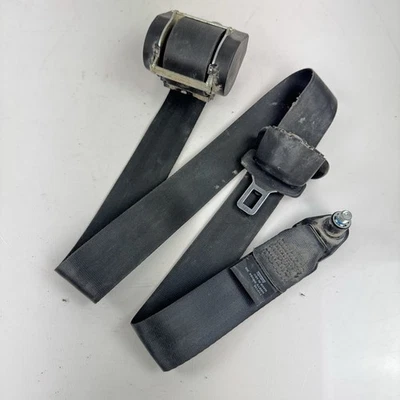 Ram ProMaster 1500 2500 3500 2014-2022 retractor de cinturón de seguridad delantero derecho negro Foto 1 de 4