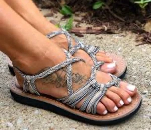 Vineyard Vines Flow handgefertigte bequeme Damen-Sandalen 9 beige Zopf-/Knotenriemen - Bild 1 von 10