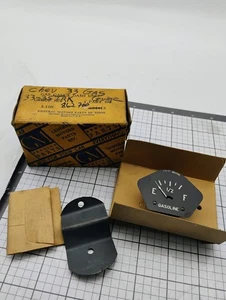 GM 862700 Gas Gauge NOS Made in USA - Picture 1 of 4