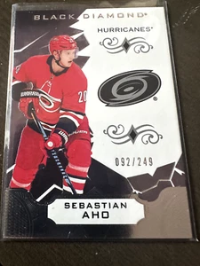 2018-19 Black Diamond Sebastian Aho Silver 226/249 #BDB-SA - Foto 1 di 2