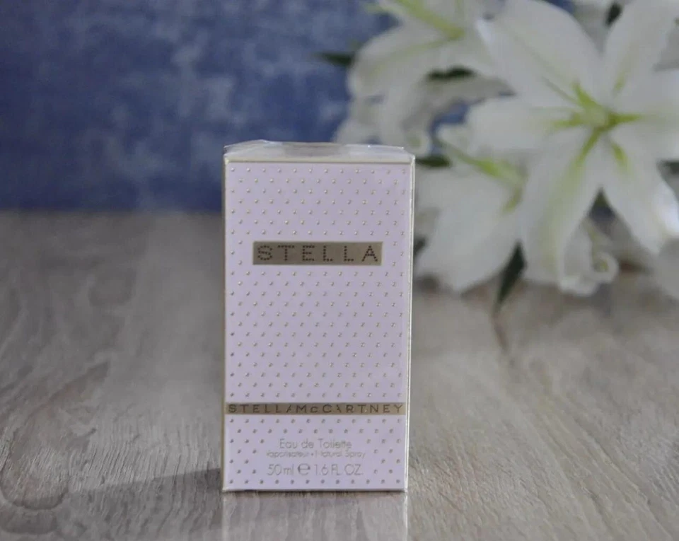 STELLA MCCARTNEY STELLA EAU DE TOILETTE SPRAY NATURAL 50 ML/1,6 FL. OZ. Foto 1 de 3