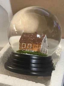 LIMITED EMINEM MMLP2 HOUSE SNOW GLOBE IN HAND - Picture 1 of 2