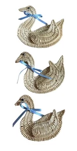 Wicker Rattan Geese wall decor vintage 1980s Set Of 3 - Picture 1 of 6