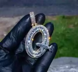2Ct Baguette/Round Cut Lab Created Diamond Letter Q Pendant 925 Sterling Silver - Picture 1 of 7
