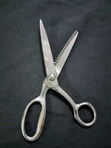 Vintage Hoffritz NY Germany Pinking Shears Tailor Scissors Heavy Hardened G 9" - Picture 1 of 8