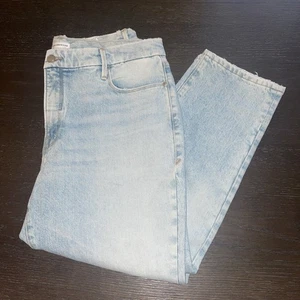 NWT good american jeans ggpnf062t light wash 10 / 30 (Inseam 25) - Picture 1 of 4