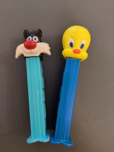 Vintage Pez Dispenser-Pat. # 4.9-China-Slvester and Tweety-Set of 2-A3 - Picture 1 of 4
