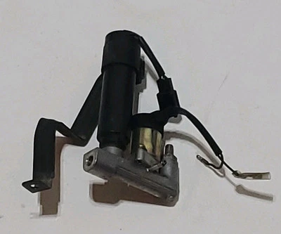 Honda GL1200 1987 Aspencade GL 1200 Goldwing suspensión neumática control de bomba Foto 1 de 4